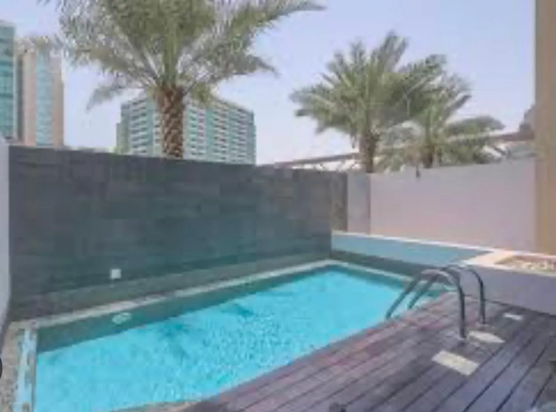 Muneera B&B - Ladies Only Abu Dhabi Bed & Breakfast